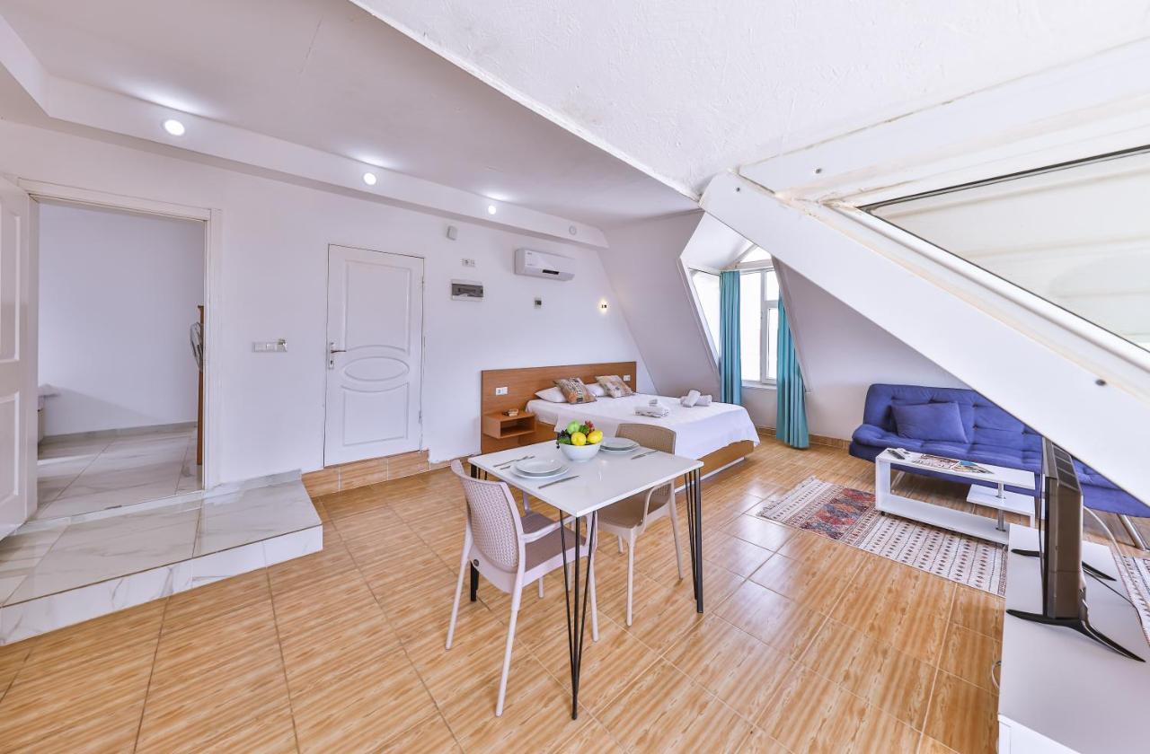 3 House Apart 卡斯 外观 照片