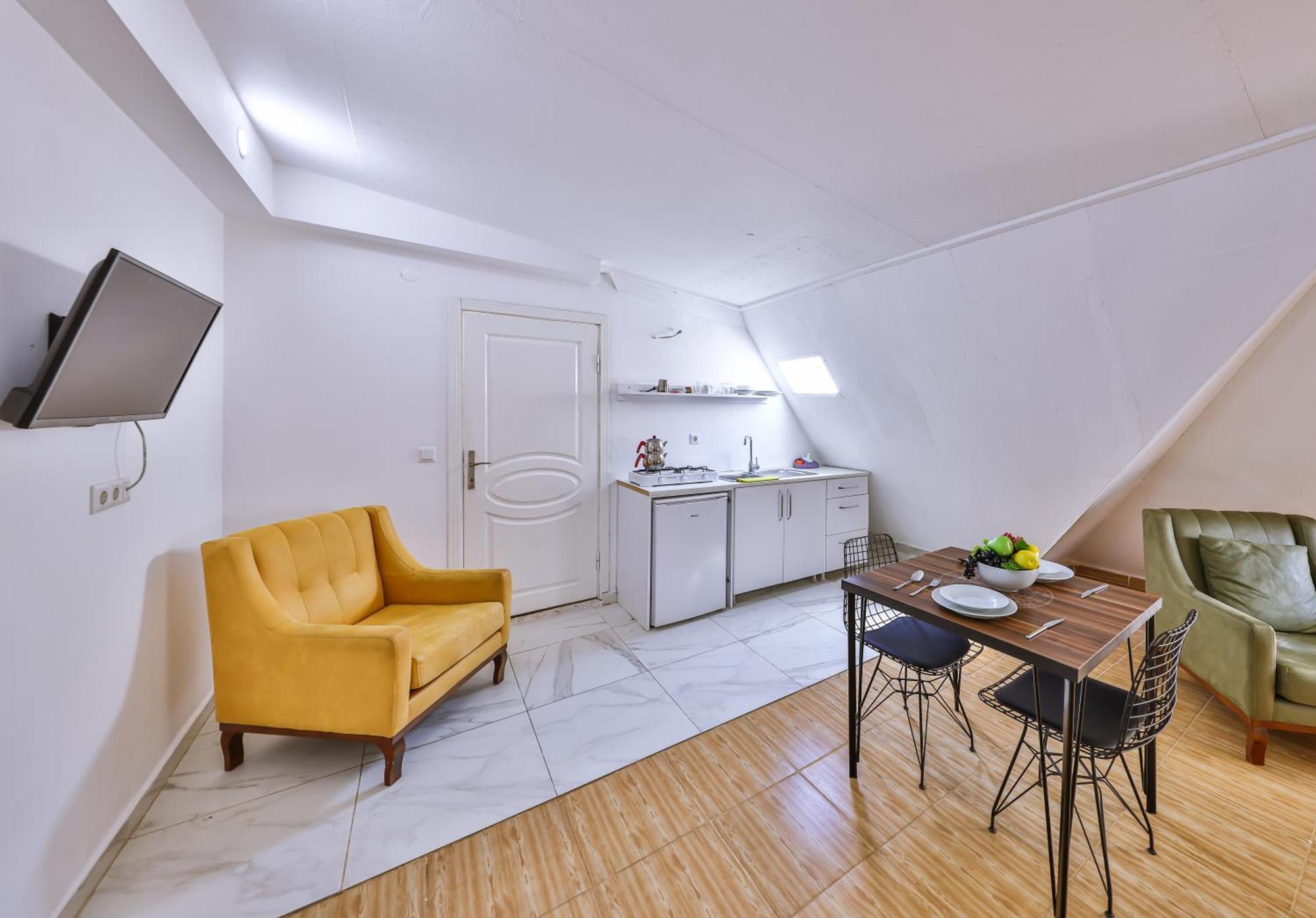 3 House Apart 卡斯 外观 照片